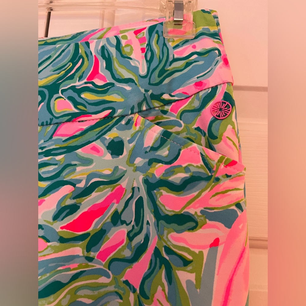 Lilly Pulitzer Luxletic Tropical Print Leggings Athleisure Pants NWOT Size 00 - Picture 3 of 6